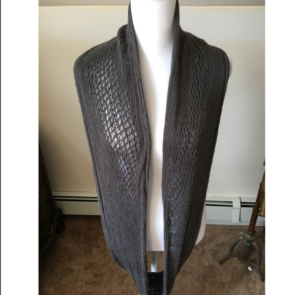 Women’s double paisley Infinity scarf set - Picture 2 of 5